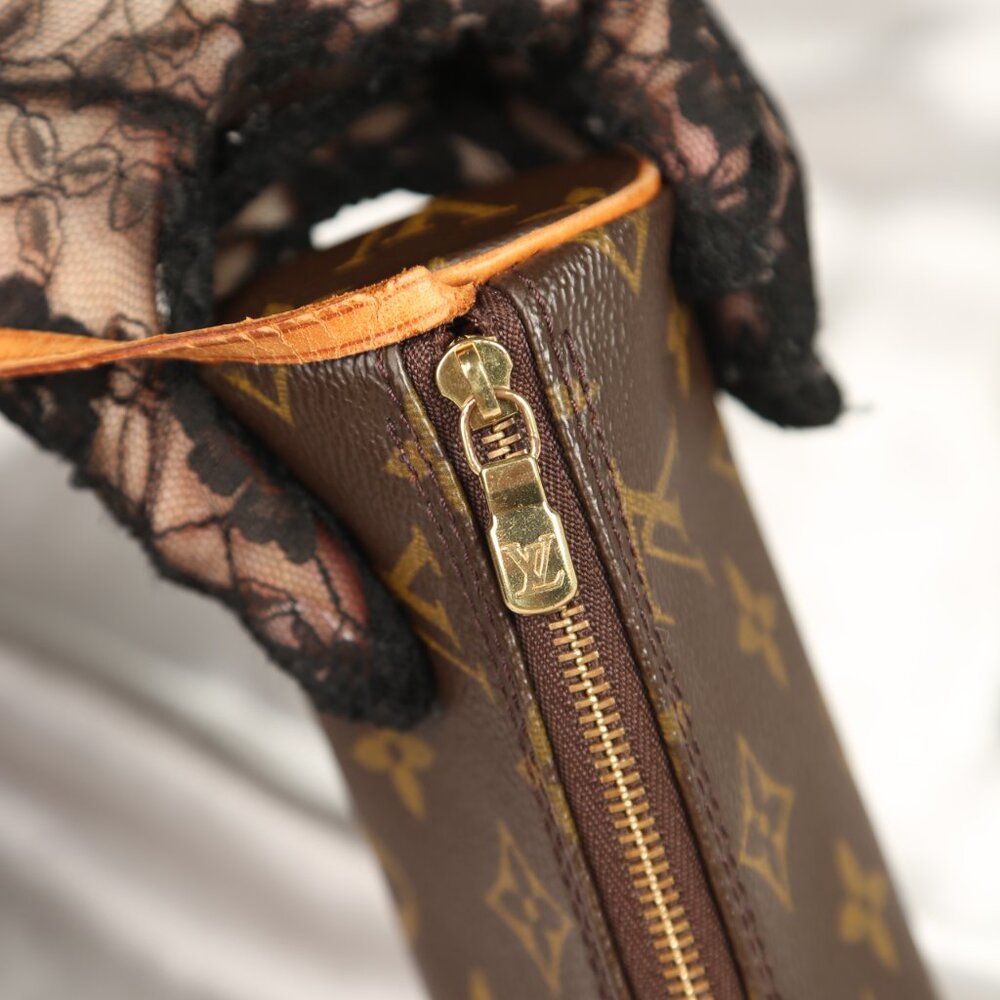 Louis Vuitton Mini Papillon Bag - Picture 3 of 14